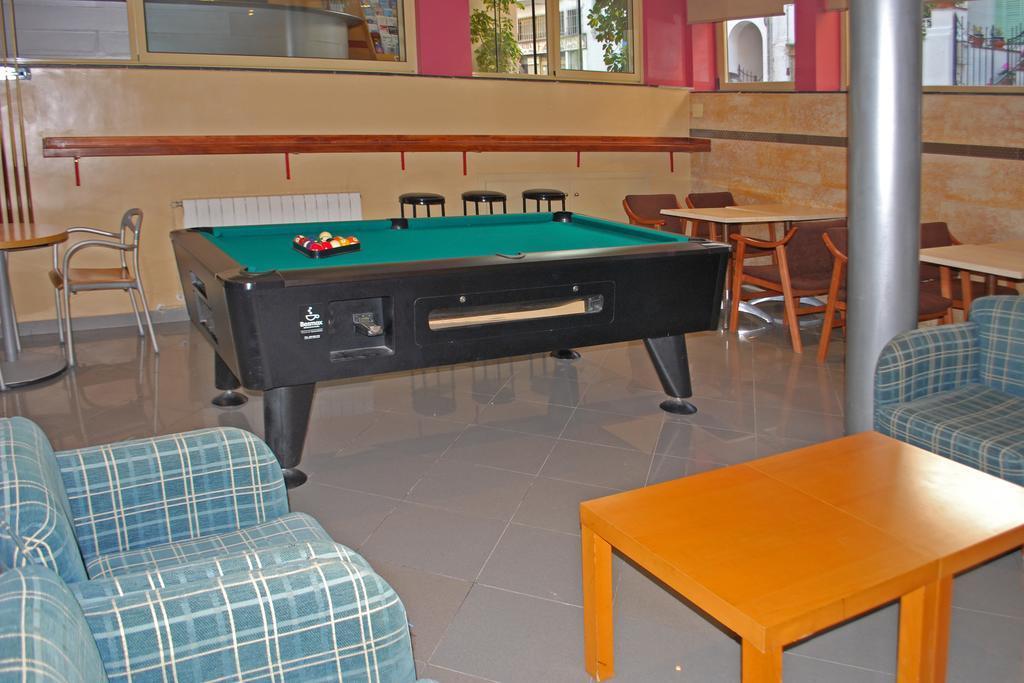 Hotel Piccadilly Σίτζες Εξωτερικό φωτογραφία