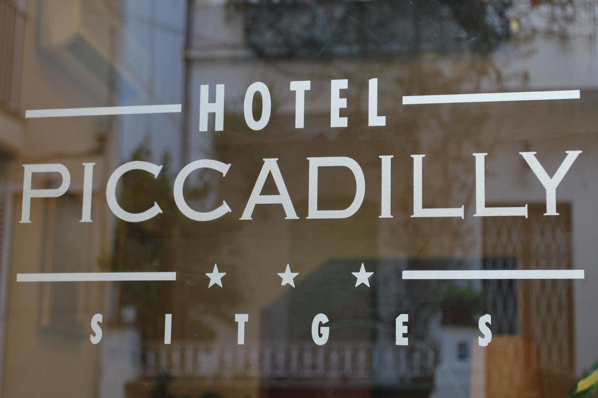 Hotel Piccadilly Σίτζες Εξωτερικό φωτογραφία